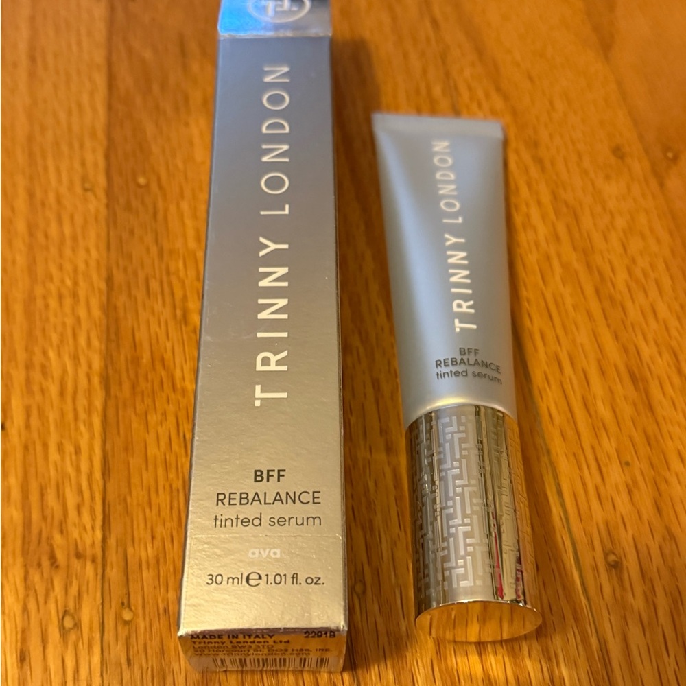 Trinny London BFF Rebalance Tinted Serum - Cream